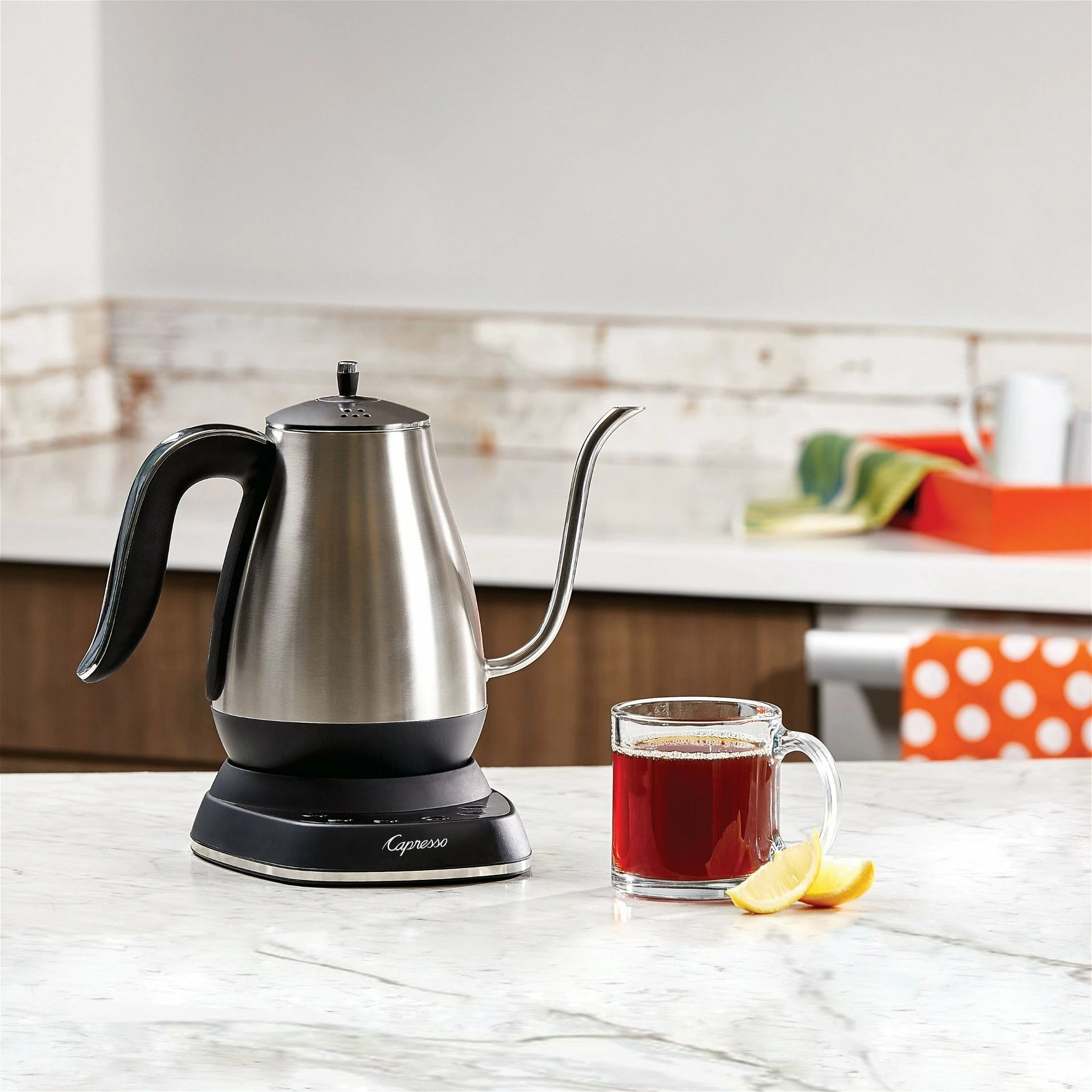 Capresso 40-Ounce Pour-Over Gooseneck Tea Kettle 7 Capresso 40-Ounce Pour-Over Gooseneck Tea Kettle - Image 5