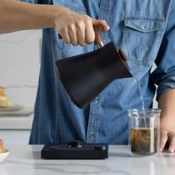 Fellow Corvo EKG Electic Kettle | Matte Black & Walnut -Coffee & Espresso Elegant store 5fe9c5062e48 corvo pdpfeature quickheat 02 7aae92