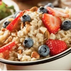 Marcato Marga Mulino Grain Mill -Coffee & Espresso Elegant store 8346 marcato marga grain mill lifestyle oatmeal