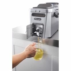 DeLonghi De'Longhi Livenza 4.5L Cool Zone Deep Fryer -Coffee & Espresso Elegant store d44528dz delonghi stainless steel cool zone 4.5l fryer