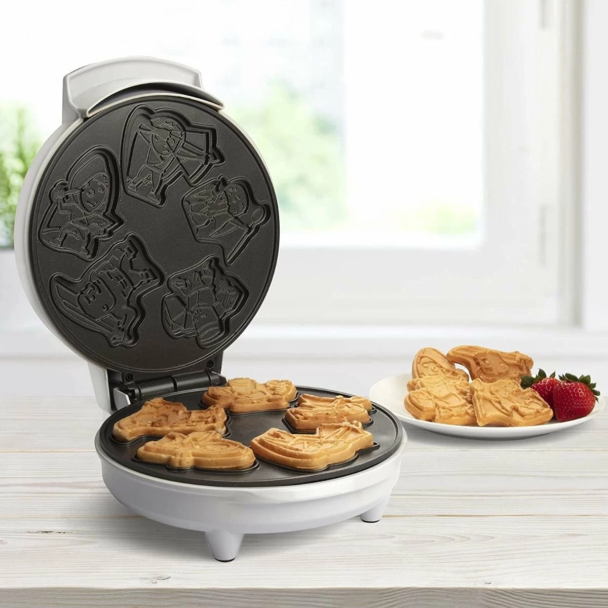 Cucina Pro CucinaPro Waffle Maker | Dungeon Heroes 8 Cucina Pro CucinaPro Waffle Maker | Dungeon Heroes - Image 6