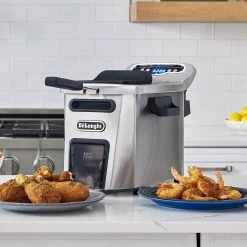 DeLonghi De'Longhi Livenza 4.5L Cool Zone Deep Fryer -Coffee & Espresso Elegant store edit shot1 deepfryer d44528dz fries drumsticks shrimp oil wide