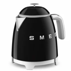 SMEG Mini Electric Kettle | Black -Coffee & Espresso Elegant store ketblack3